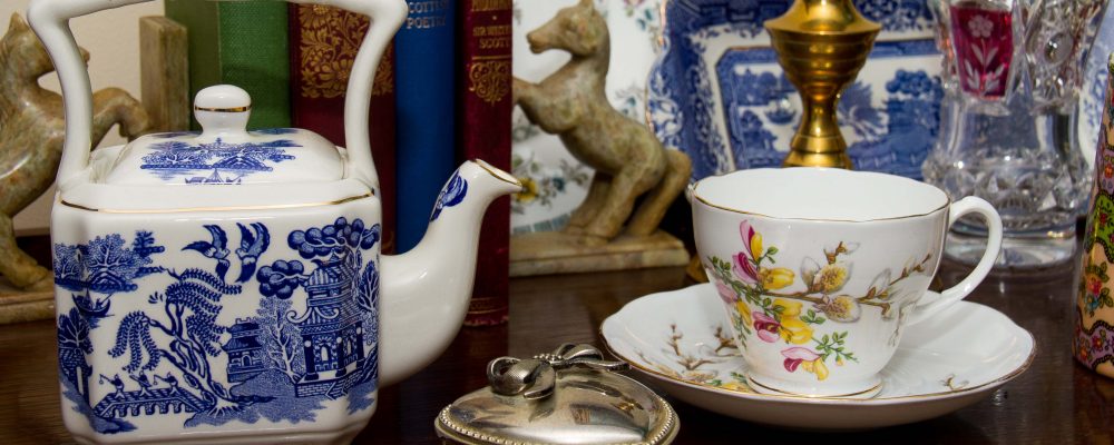 Vintage Retro Collectables and Antiques to buy, Home